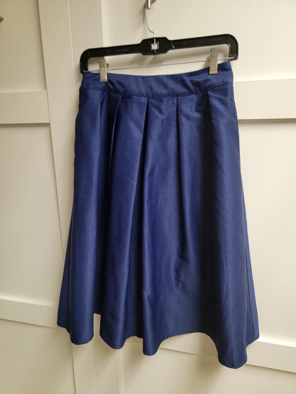Women's Navy Pleated Midi Skirt